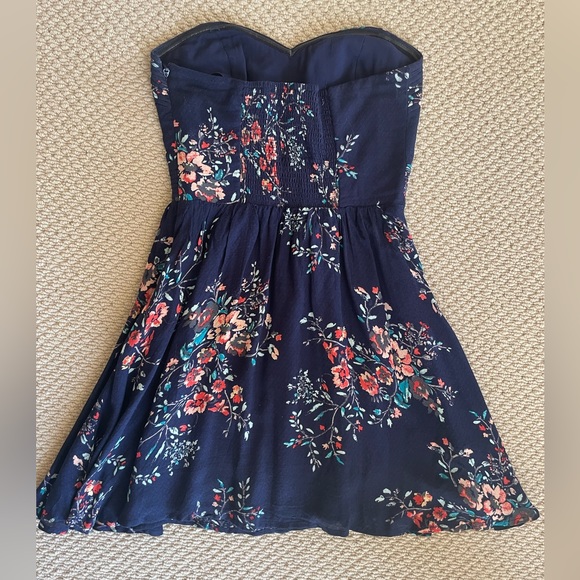 Urban Outfitters Kimchi Blue Strapless Dress Size S - Picture 4 of 10